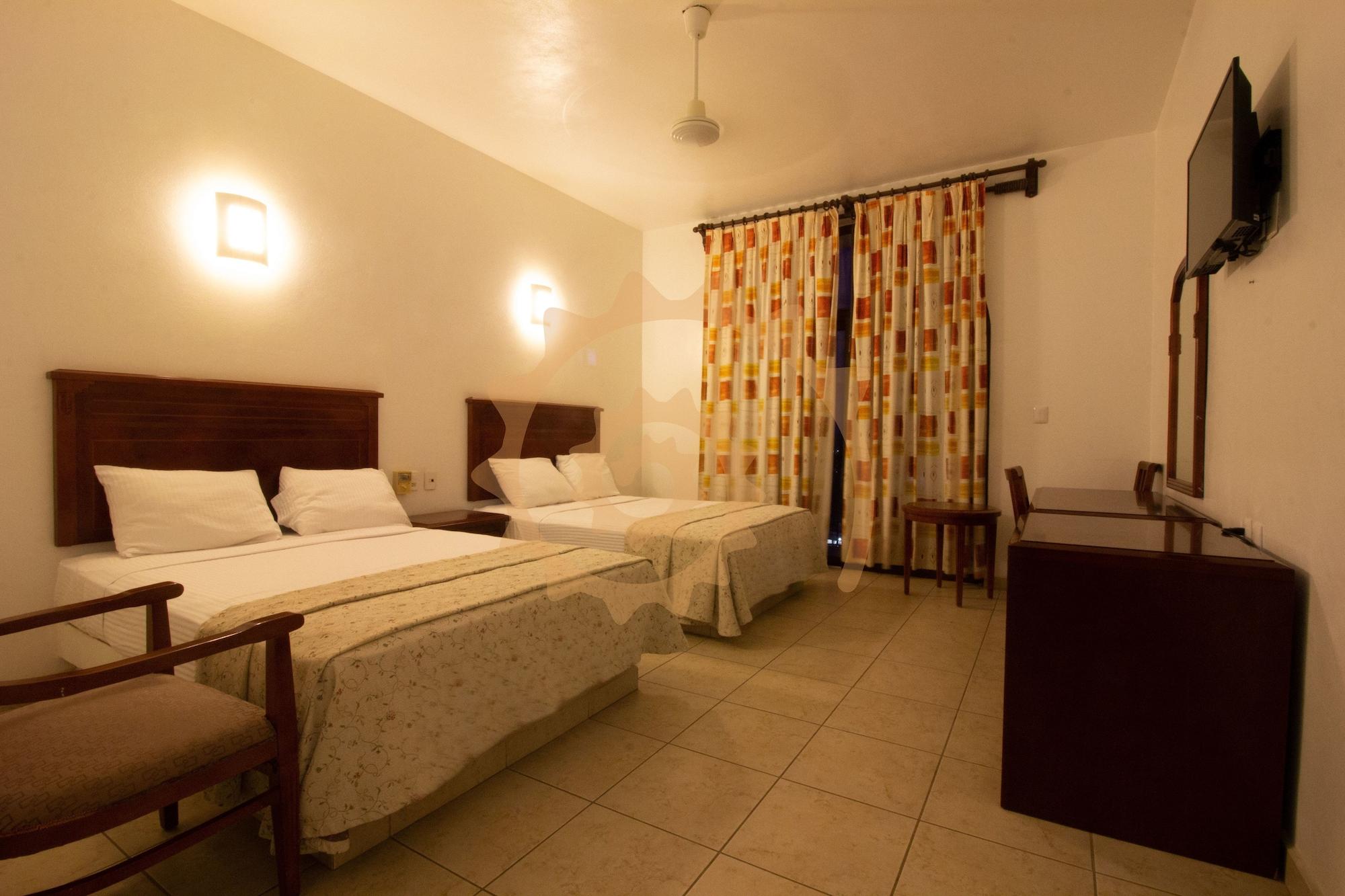 Hotel Caracol Plaza Puerto Escondido  Exterior photo