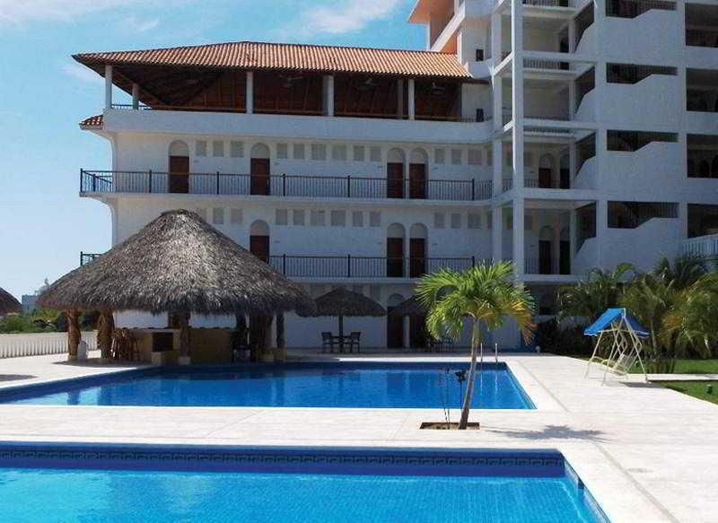 Hotel Caracol Plaza Puerto Escondido  Exterior photo